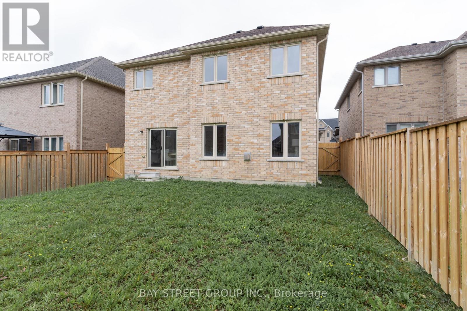 10 MILBY CRES