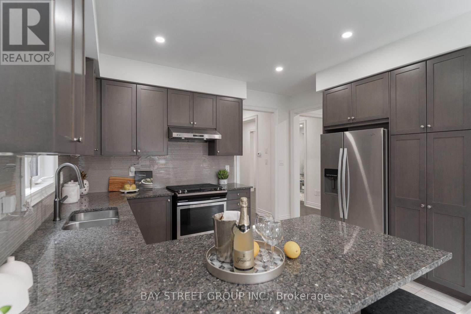 10 MILBY CRES