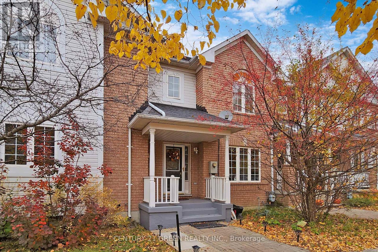 145 BAYWELL CRES S