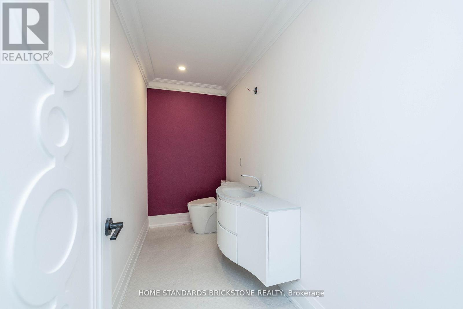 833 LOCKWOOD CIRC