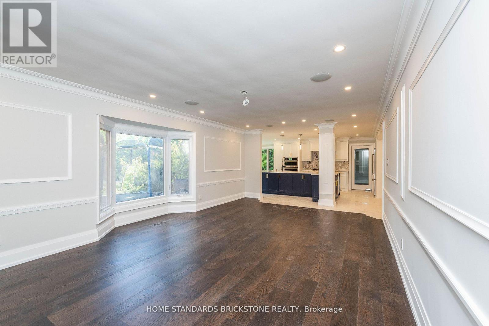 833 LOCKWOOD CIRC