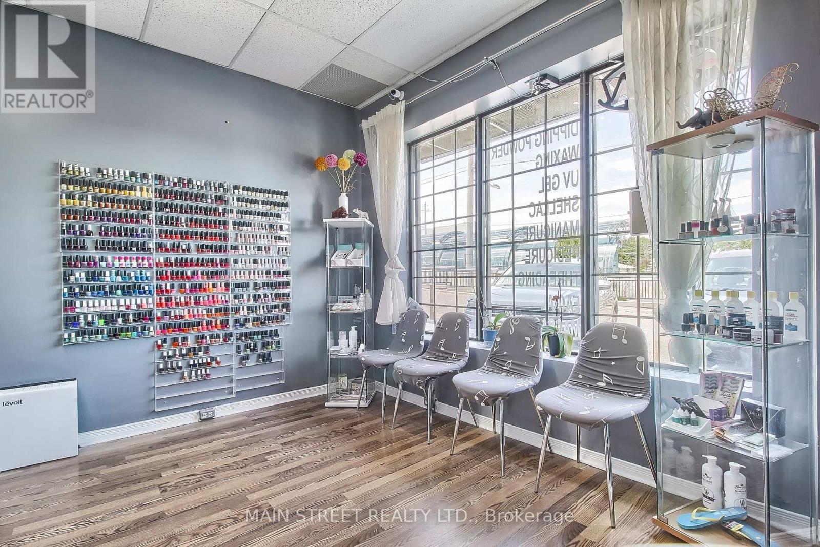 #5 -200 DAVIS DR