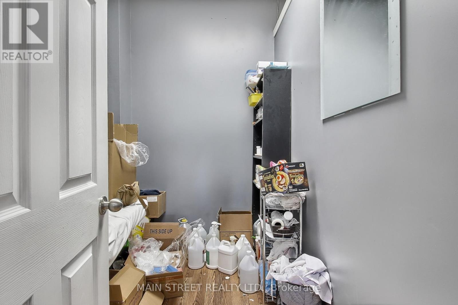 #5 -200 DAVIS DR