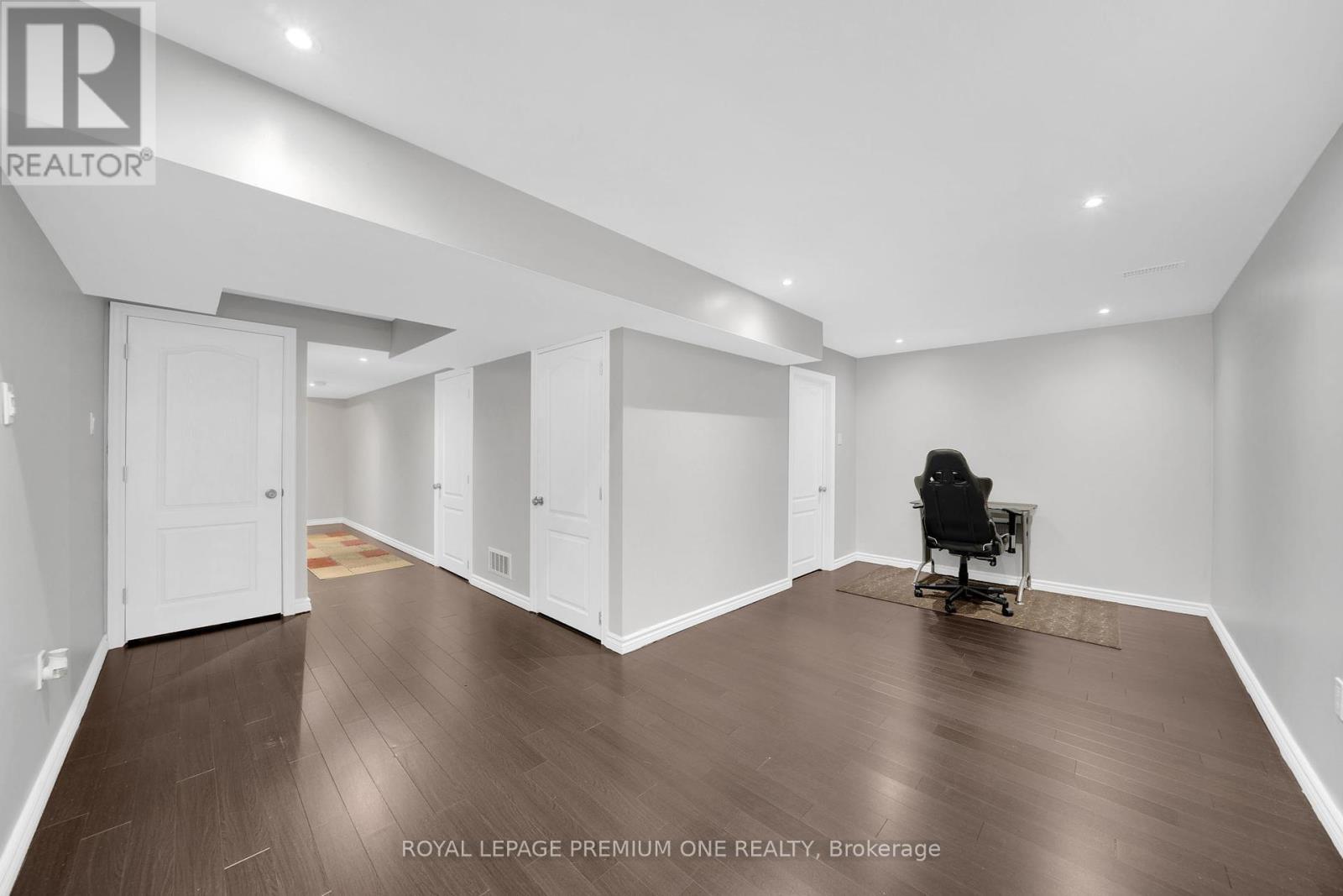 31 STEVENSON ST