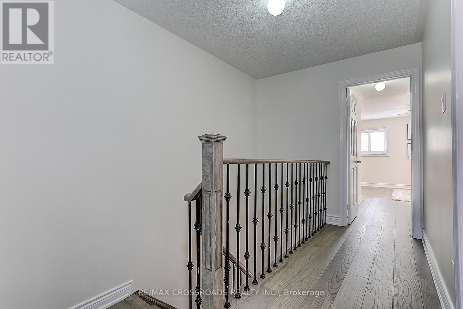271 HOLLANDVIEW TR