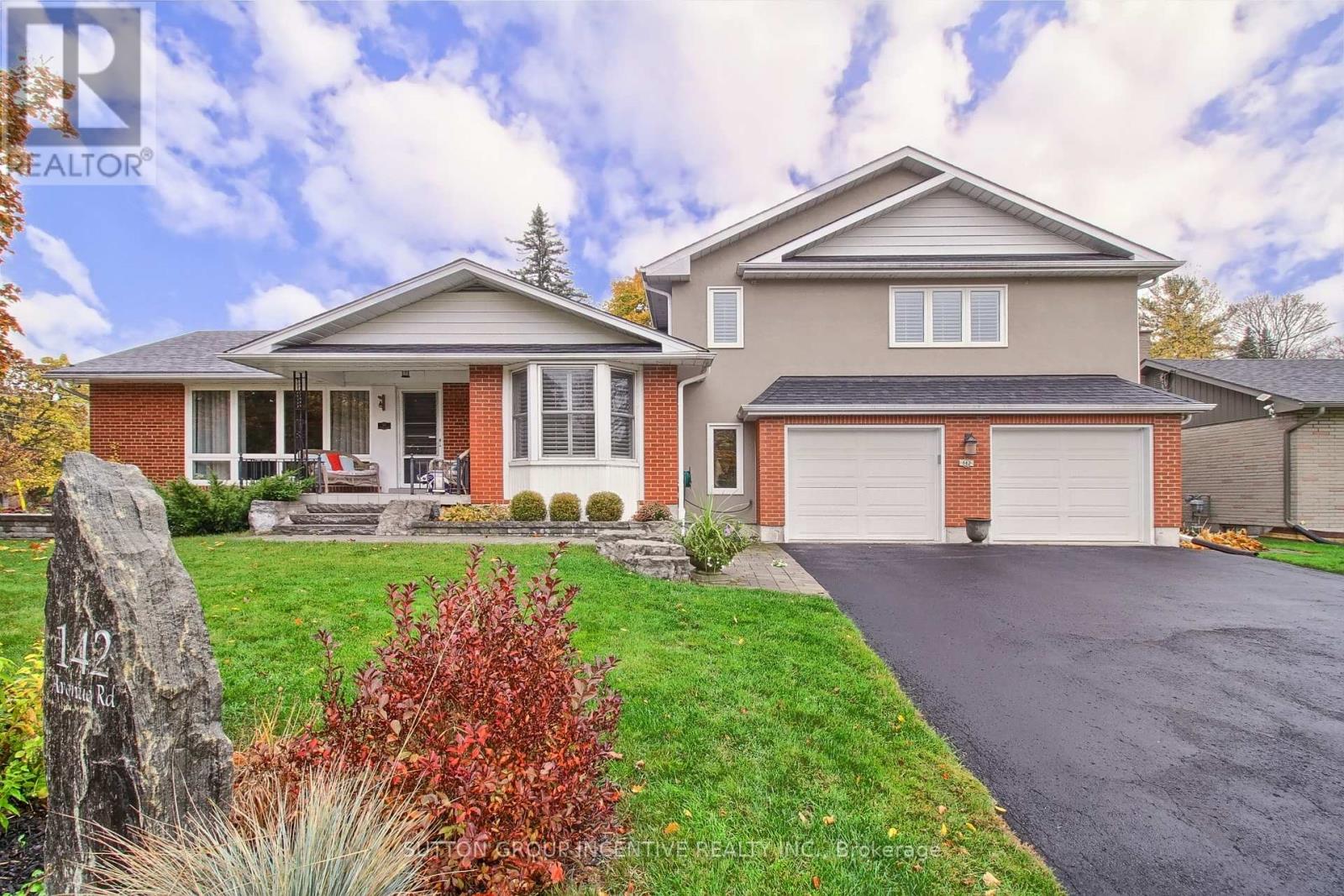 142 AVENUE RD