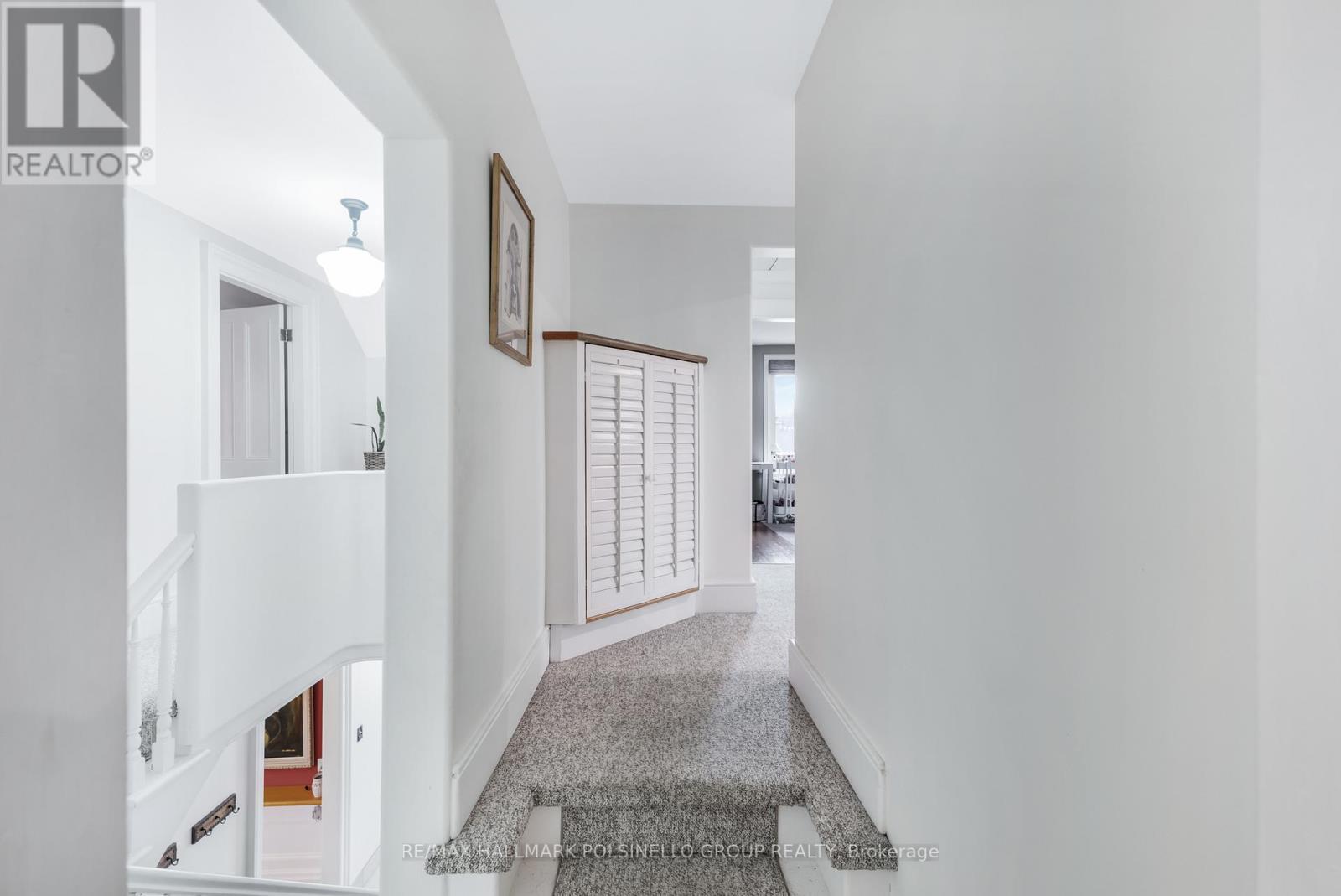 399 AMELIA ST