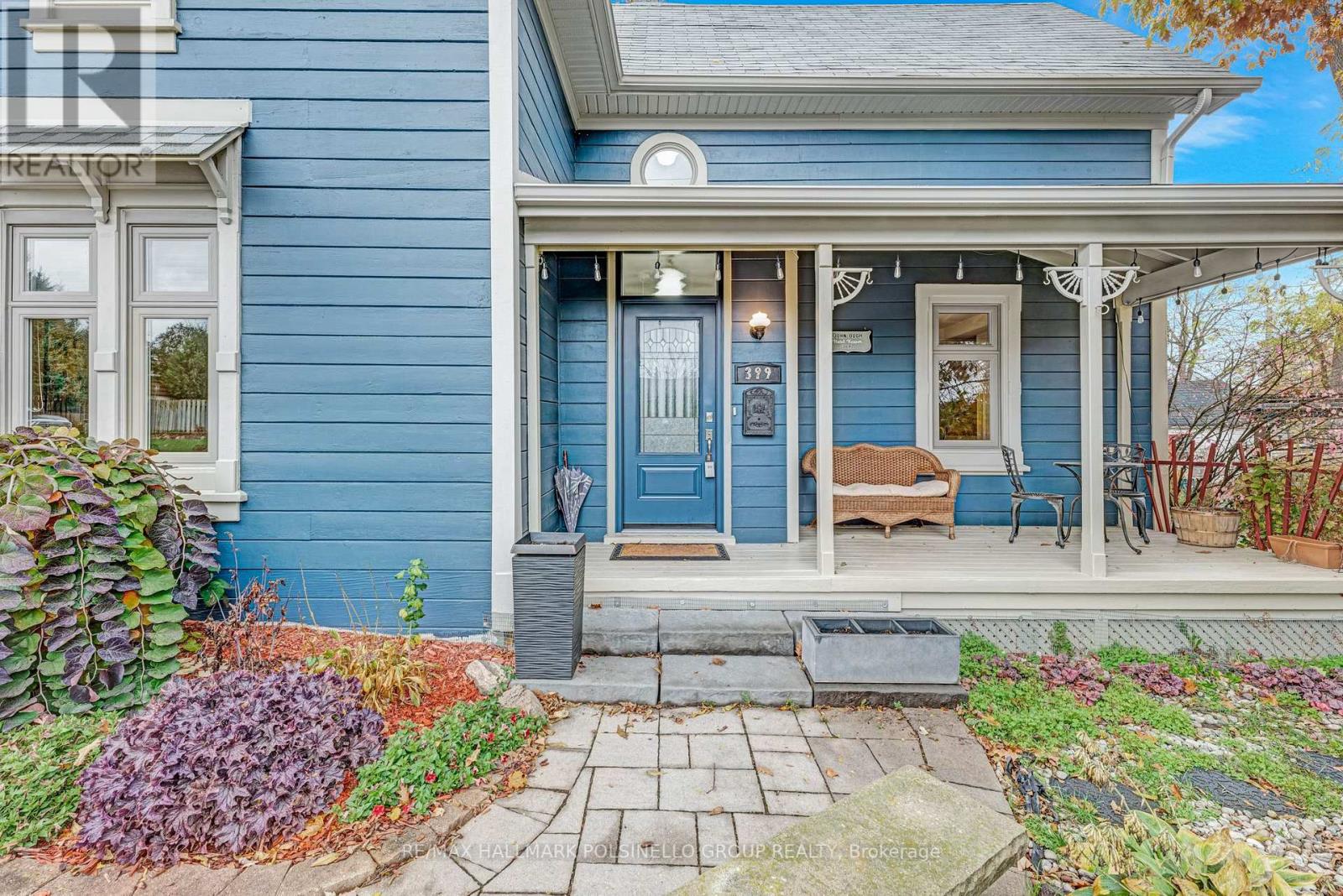 399 AMELIA ST