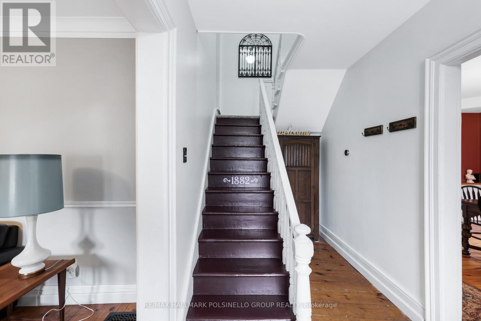 399 AMELIA ST