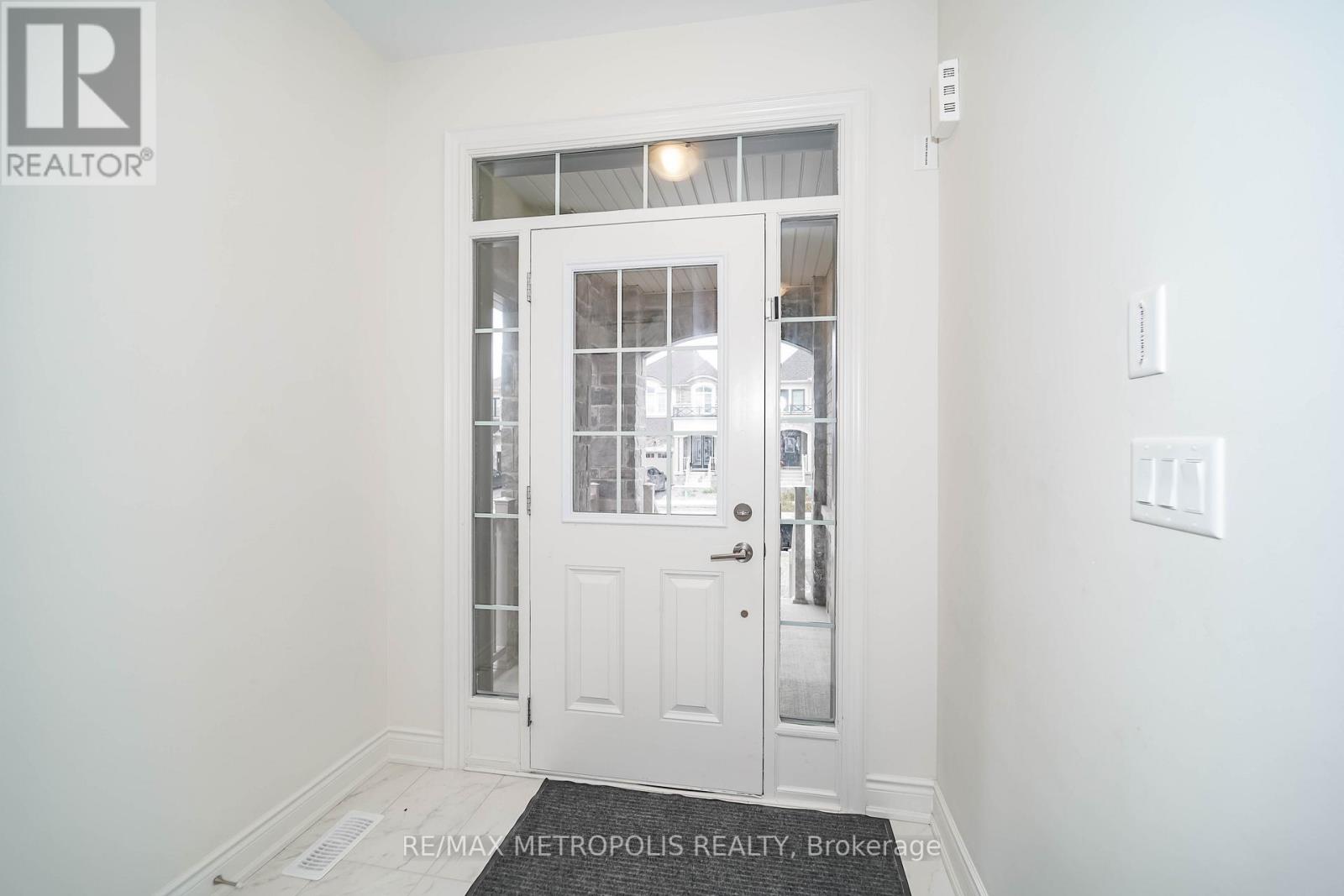 84 MONTROSE BLVD