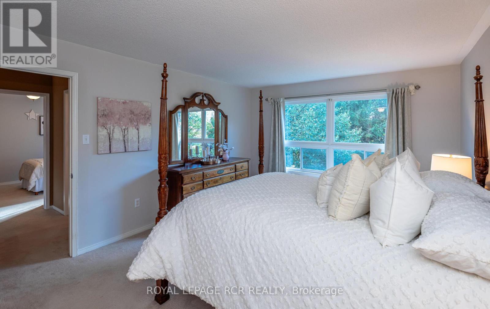 47 BUTTONWOOD TR