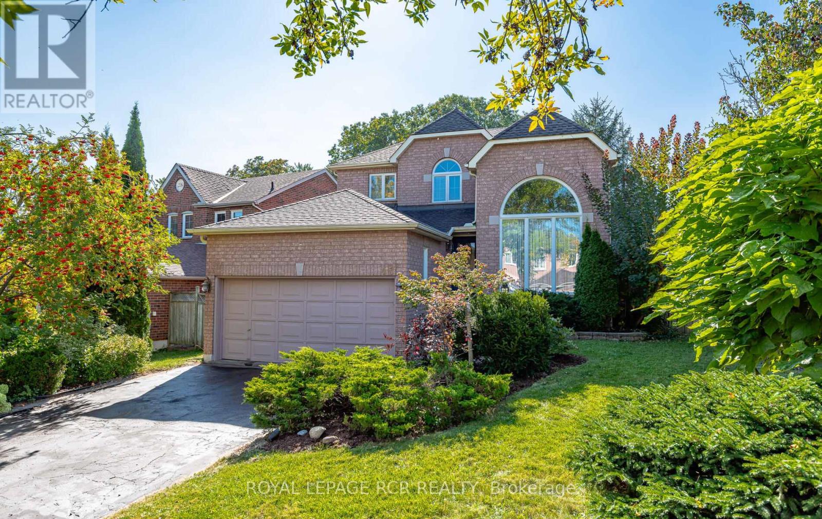 47 BUTTONWOOD TR