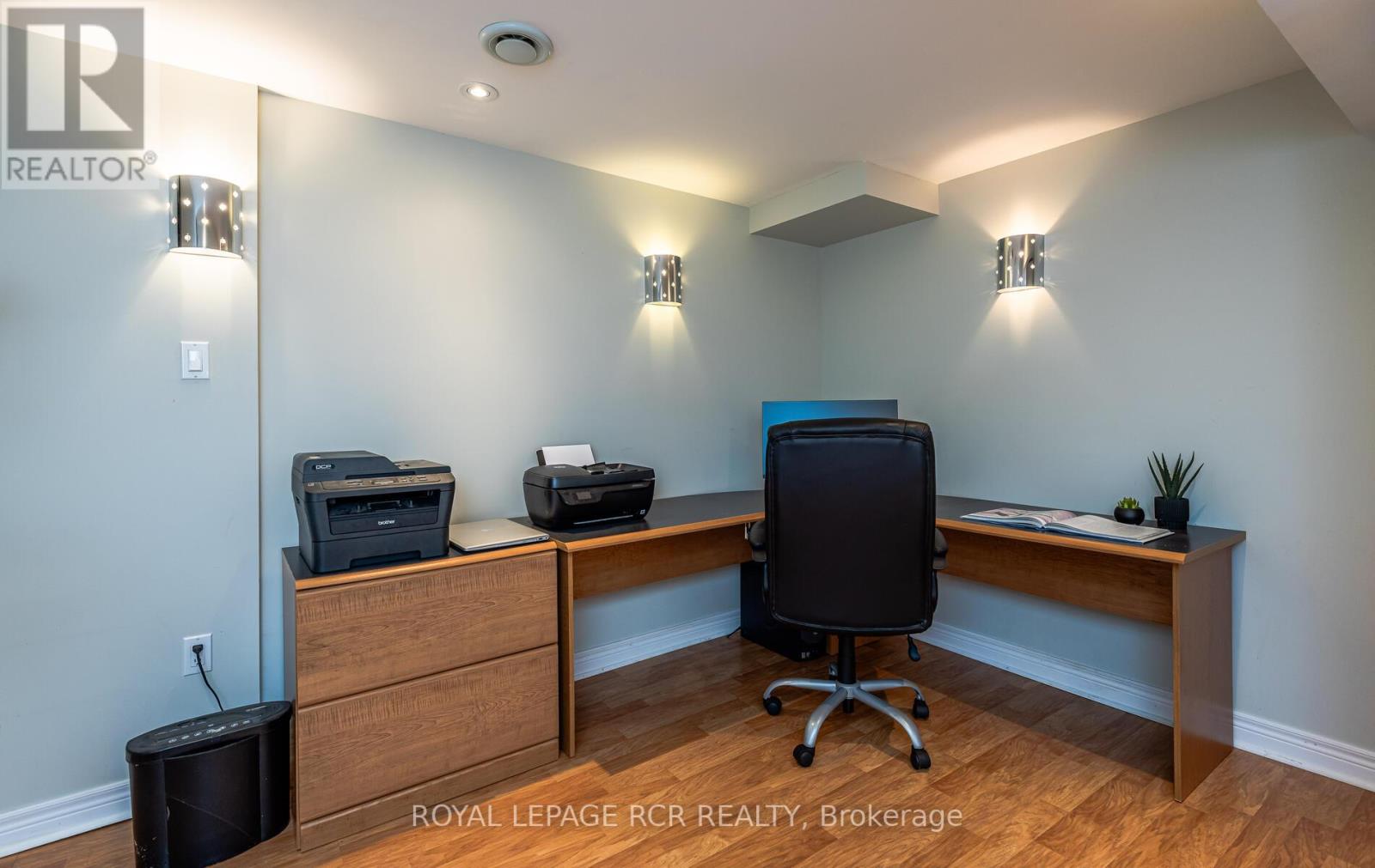 47 BUTTONWOOD TR