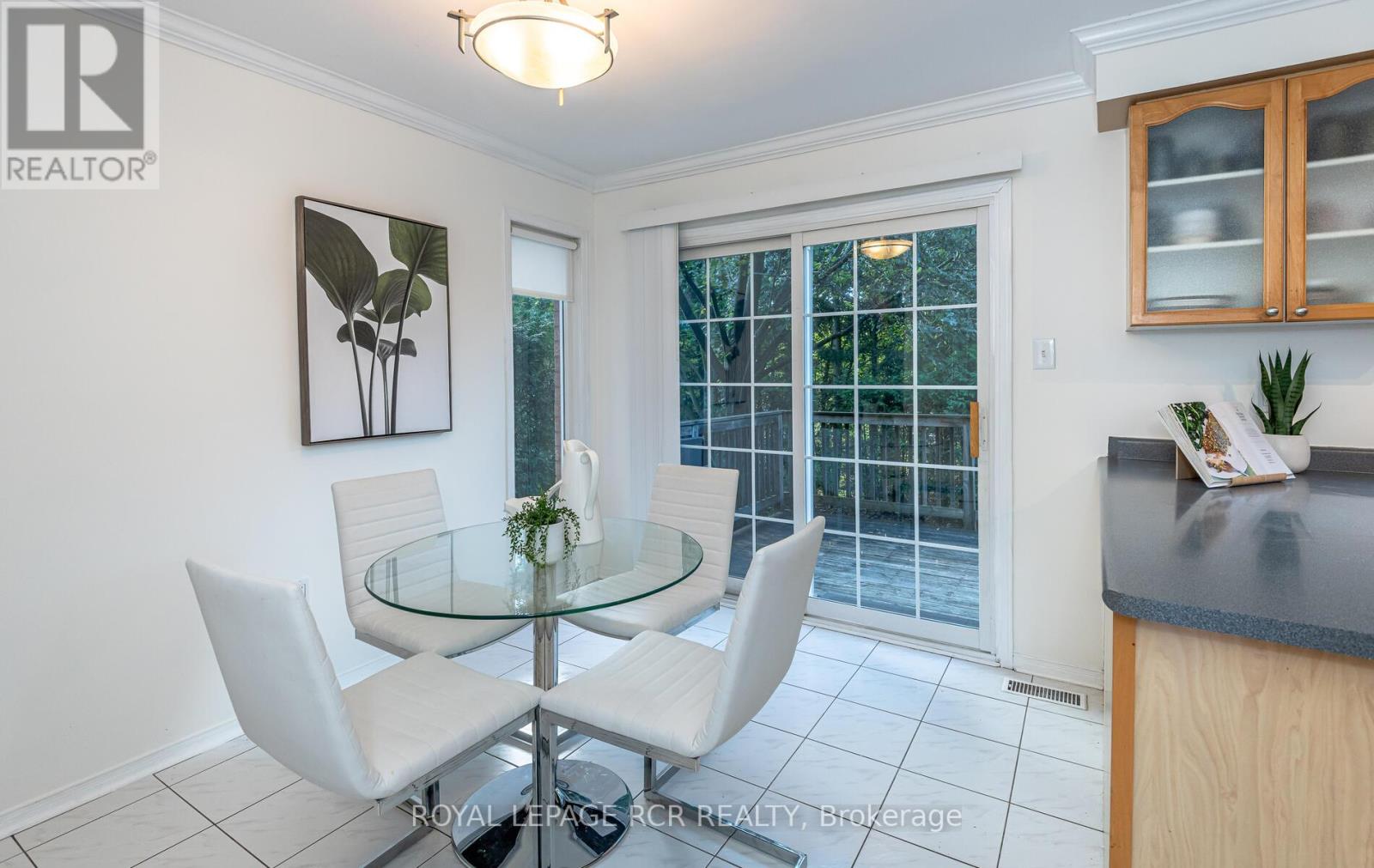 47 BUTTONWOOD TR