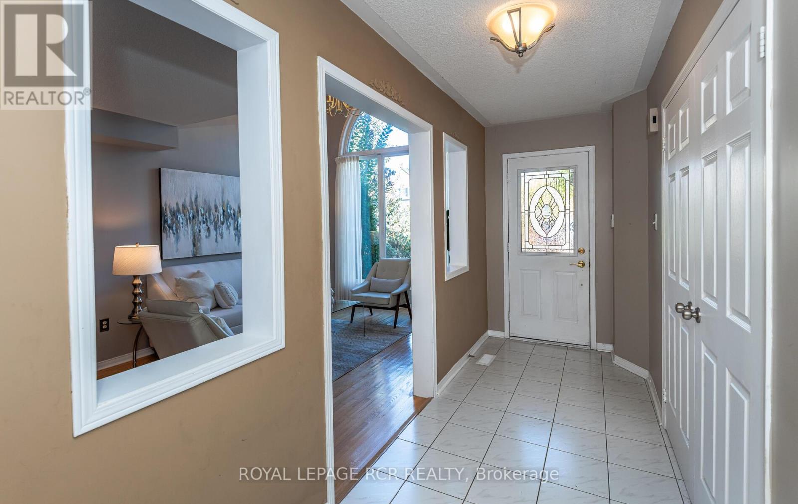 47 BUTTONWOOD TR