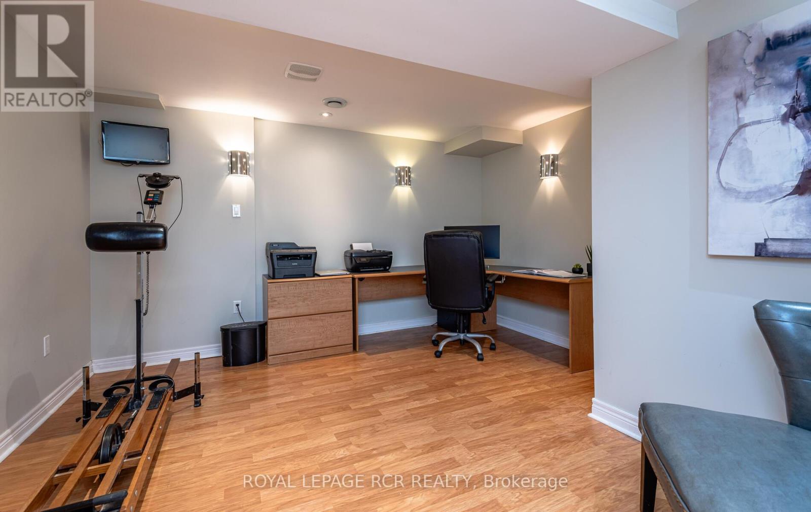 47 BUTTONWOOD TR
