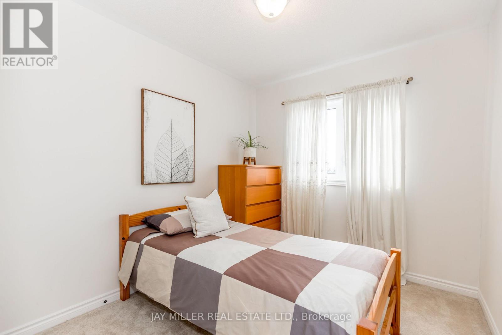 125 GORDON CIRC