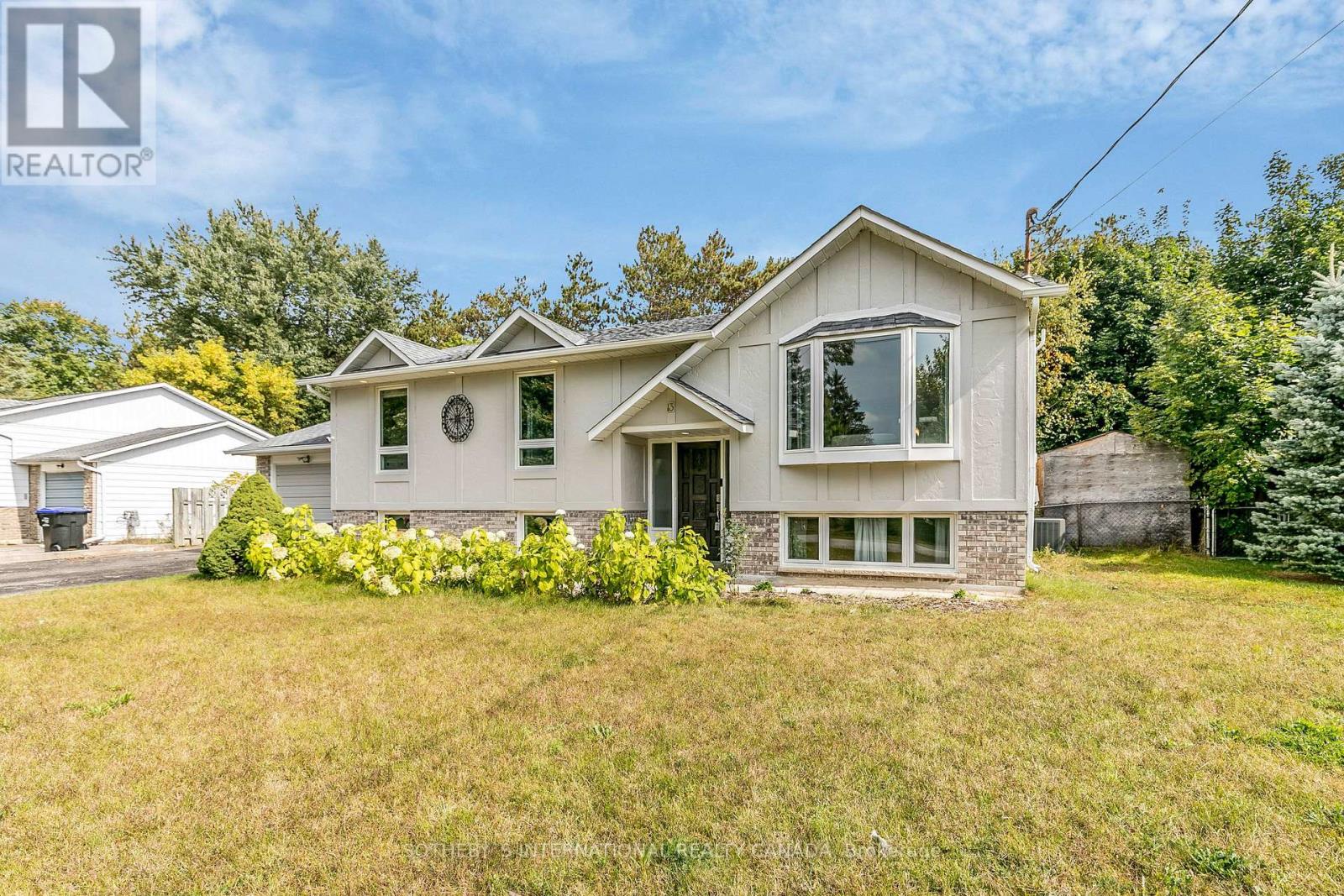 13 PINE PARK BLVD