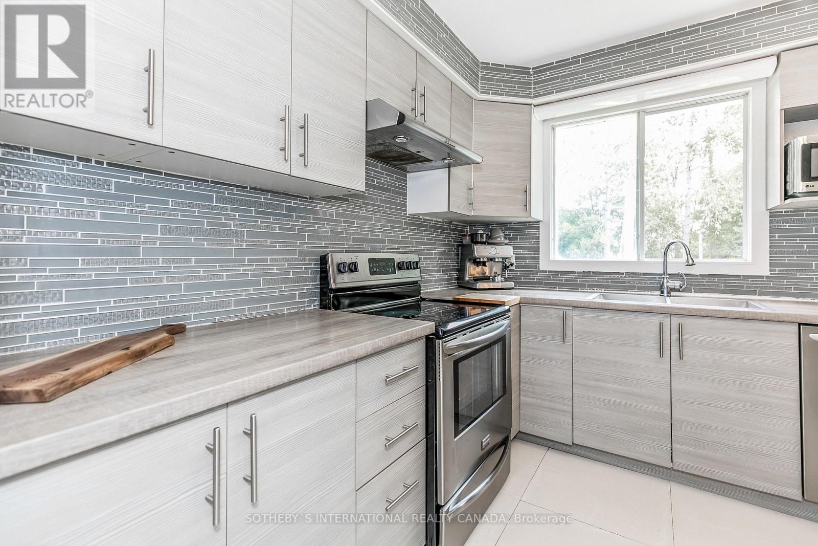 13 PINE PARK BLVD