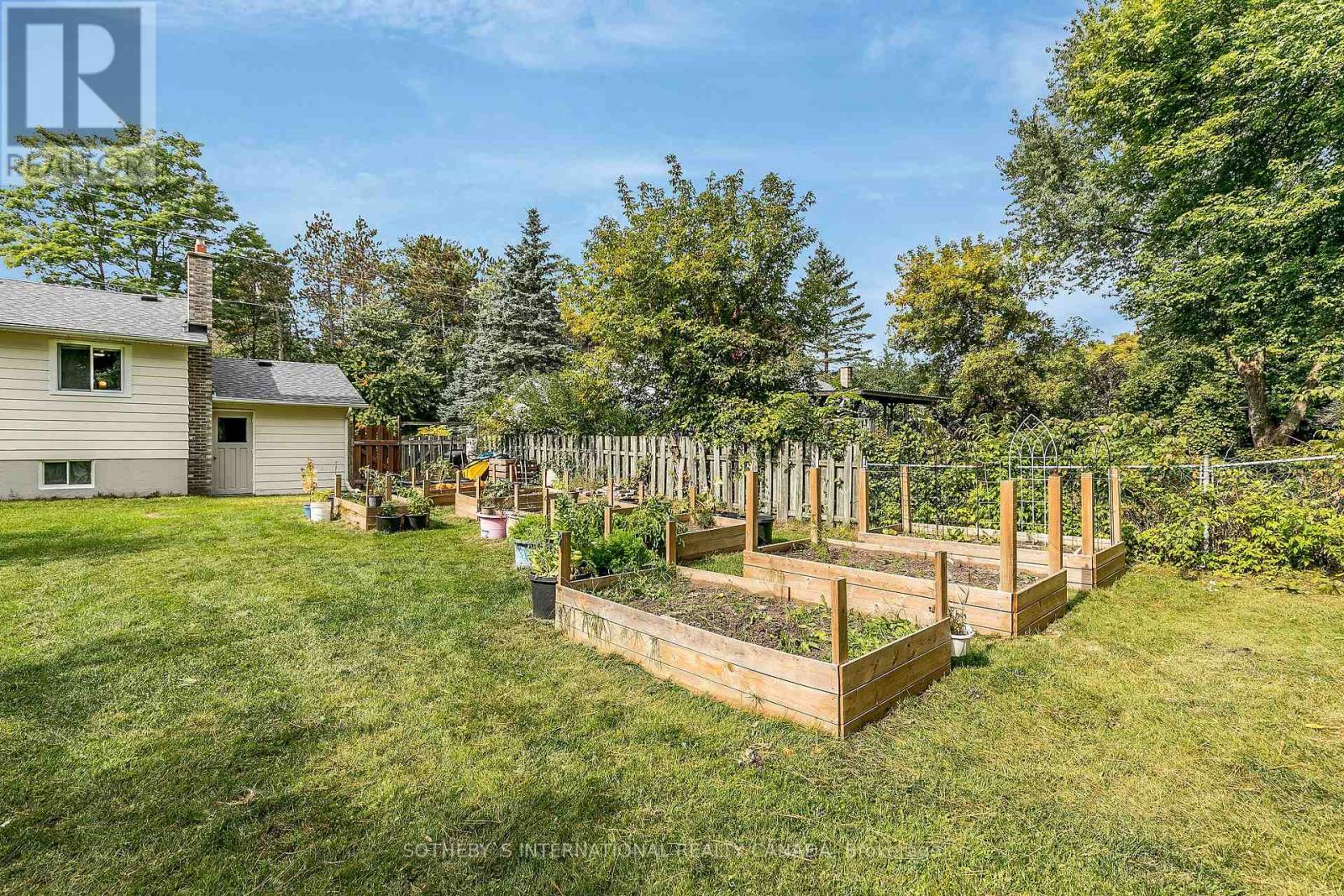 13 PINE PARK BLVD