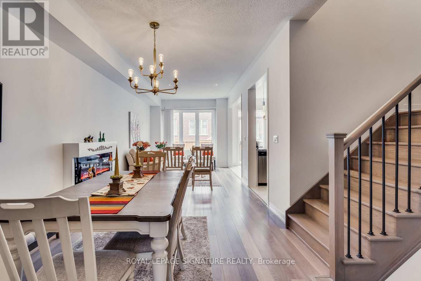 59 DUNDONALD TR