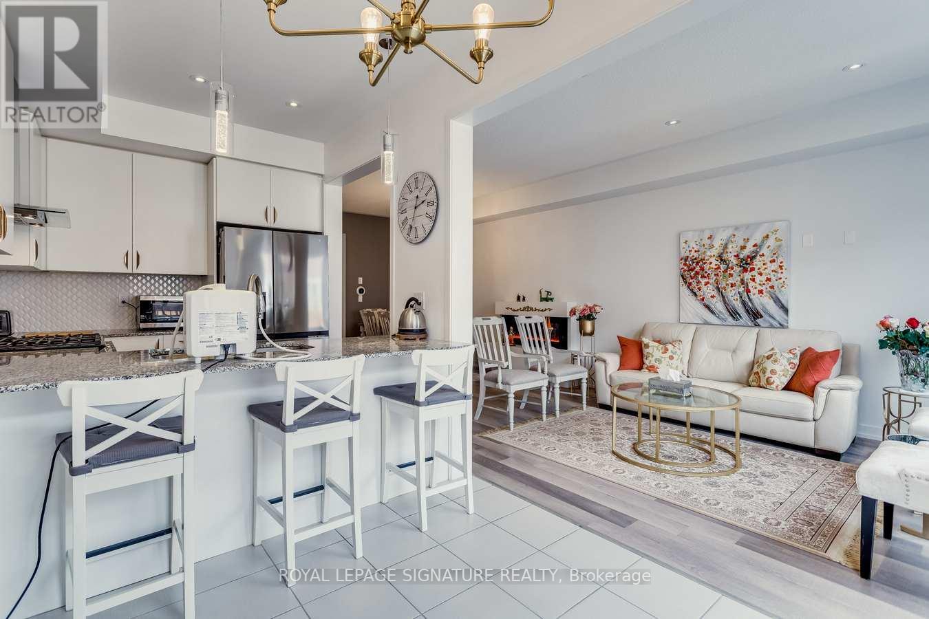 59 DUNDONALD TR