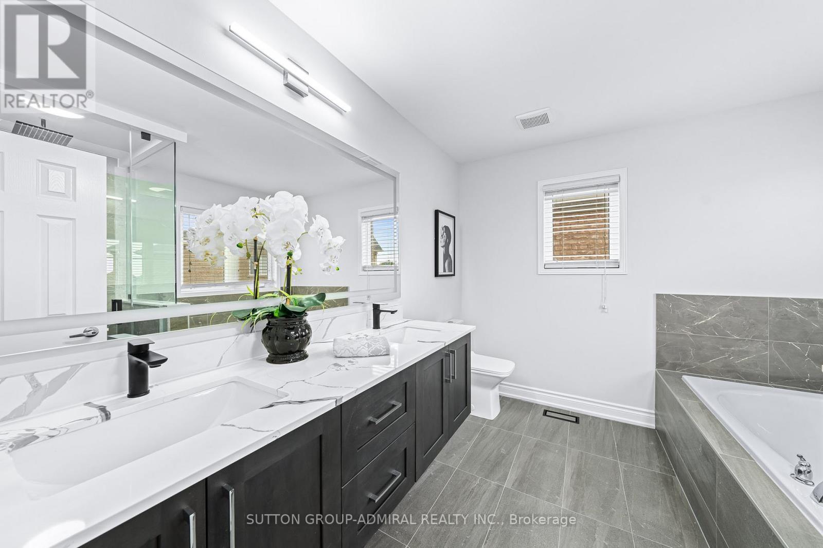 3 BRADFORD ST