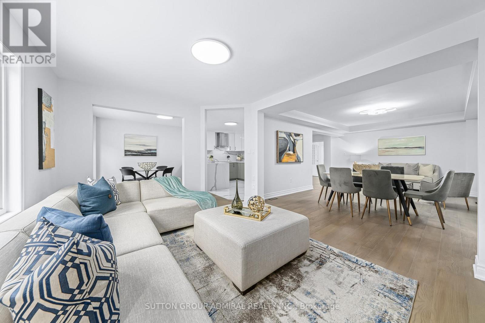 3 BRADFORD ST