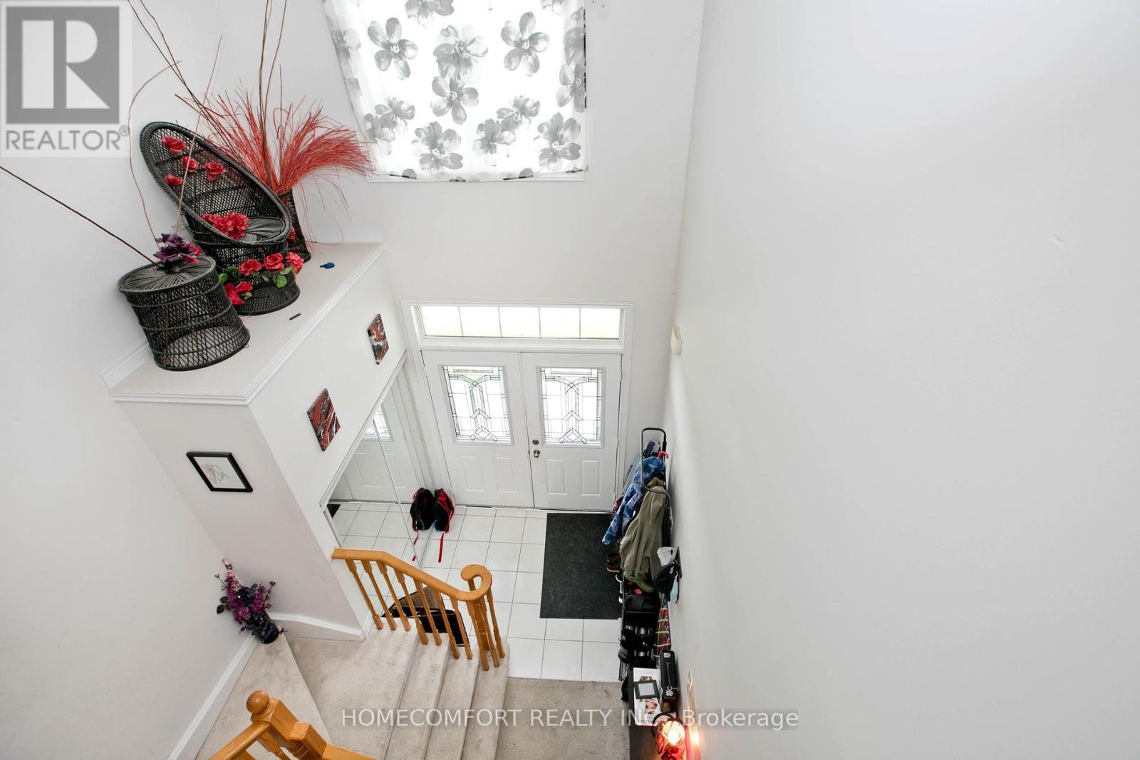 32 HEREFORDSHIRE CRES