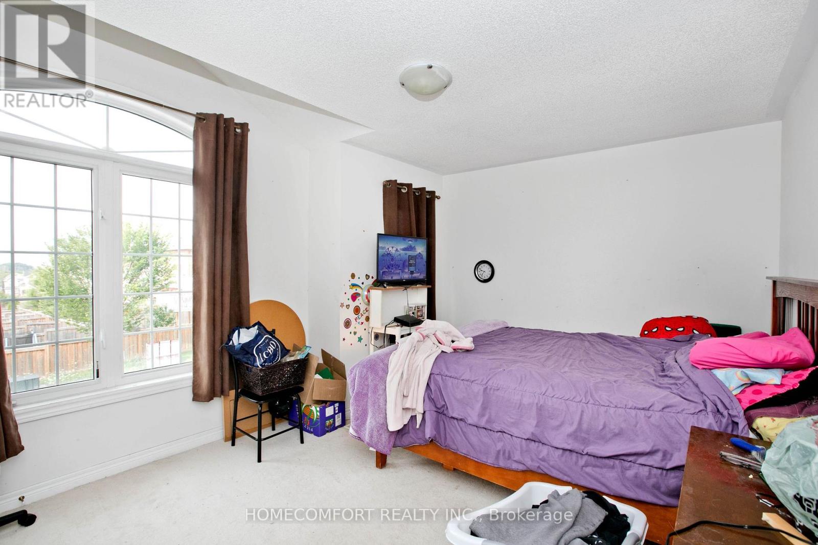 32 HEREFORDSHIRE CRES