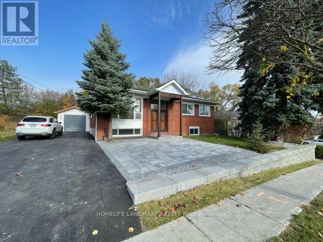 33 MILLARD AVE E