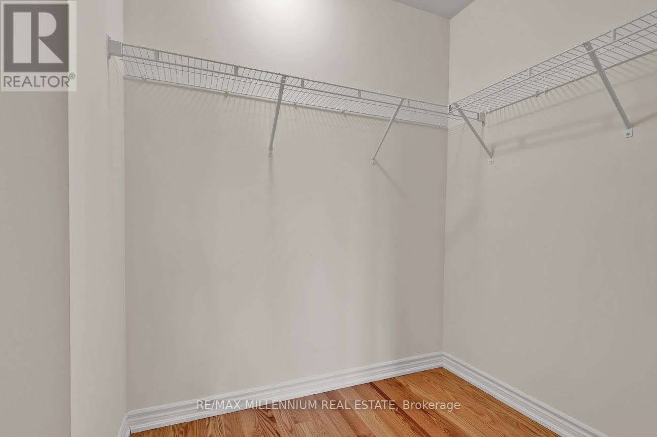 2268 GRAINGER LOOP