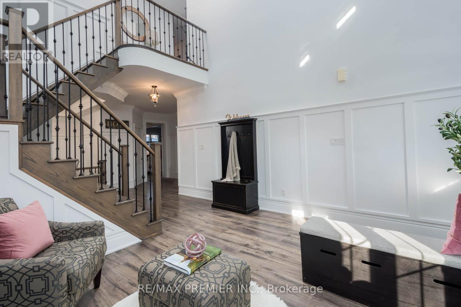 10 SCHWALM CRES