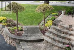 89 MONKSWOOD CRES