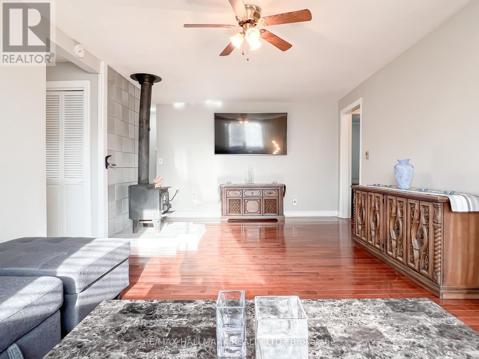 1127 GILFORD RD