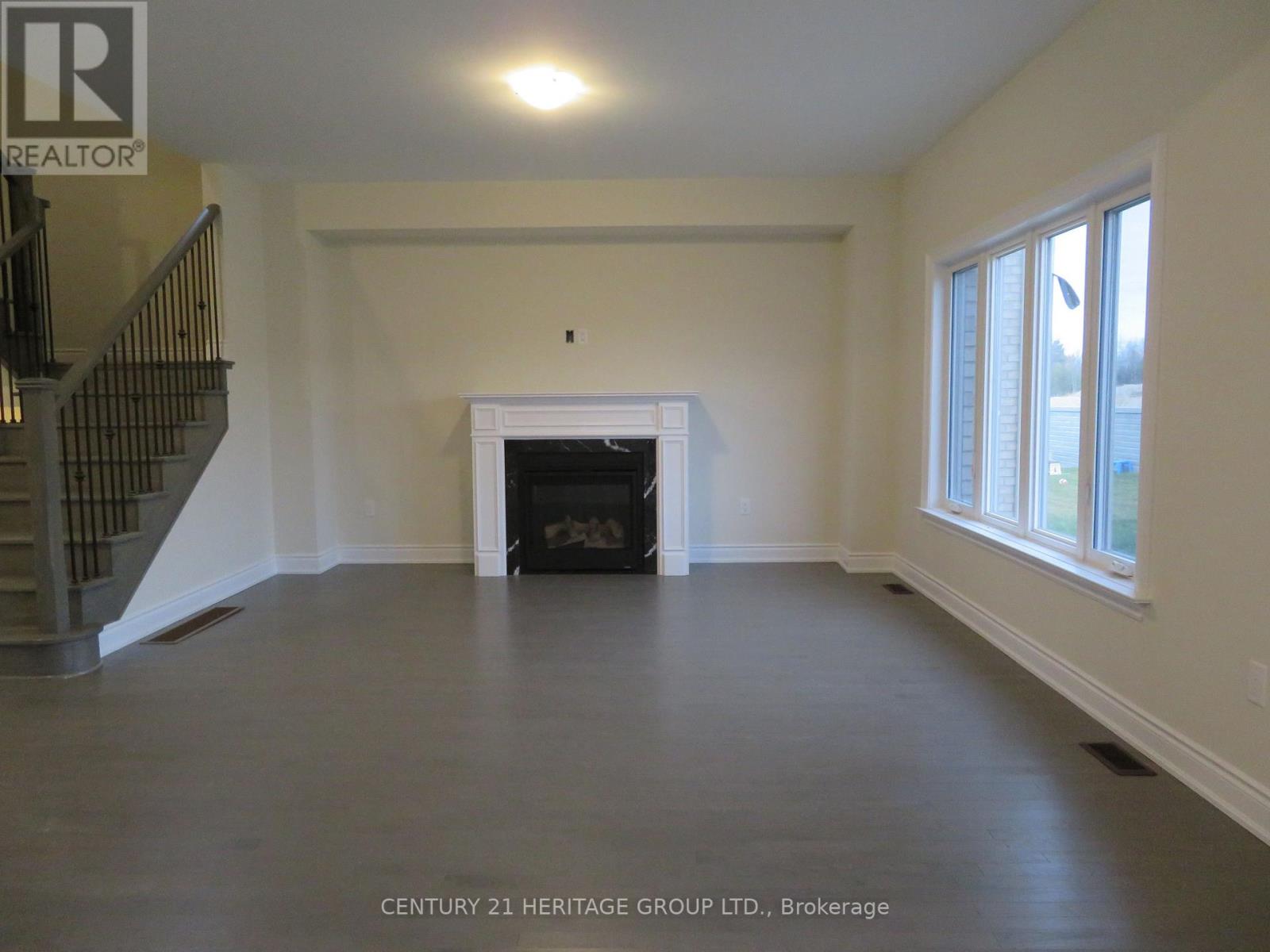 36 JANES CRES