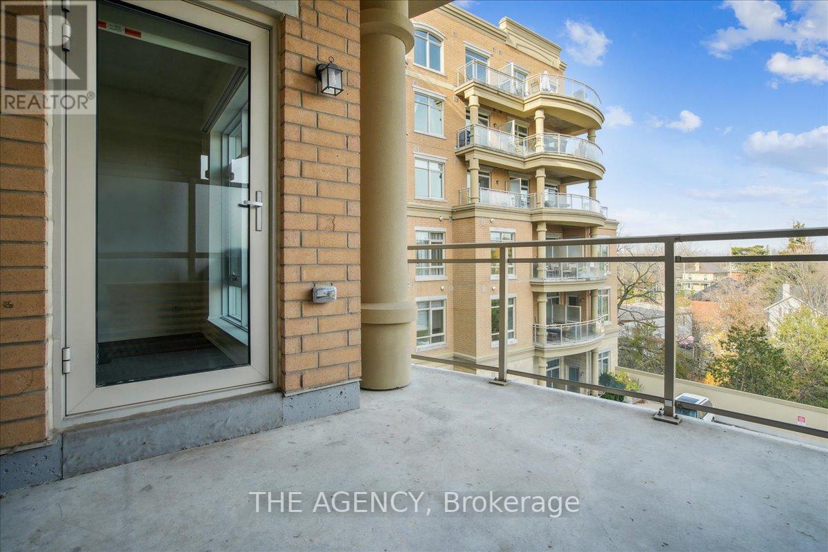 #417 -15277 YONGE ST