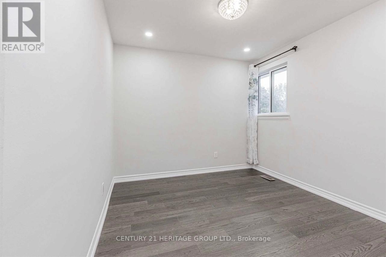 25 BOULDING DR