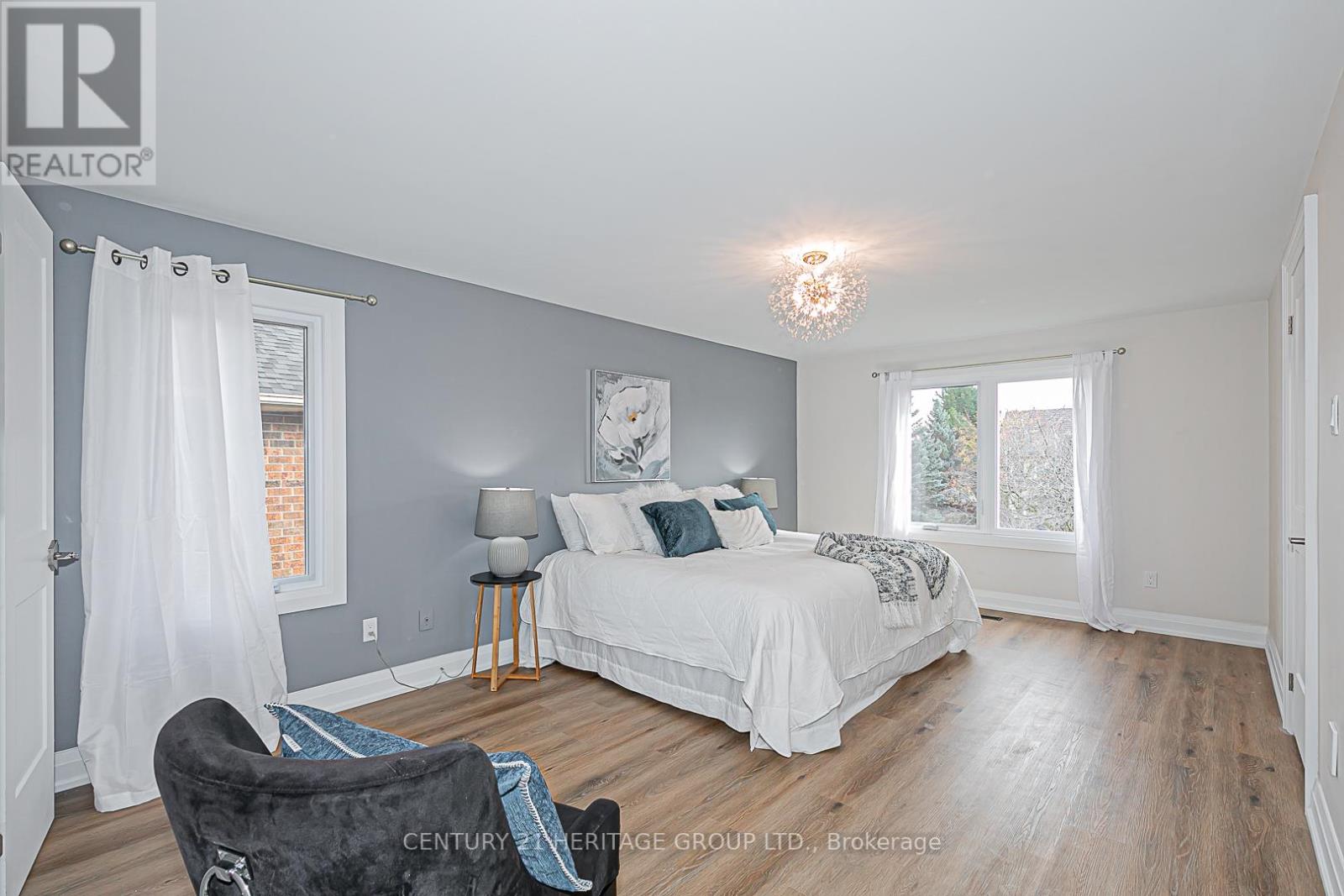 127 CROSSLAND GATE