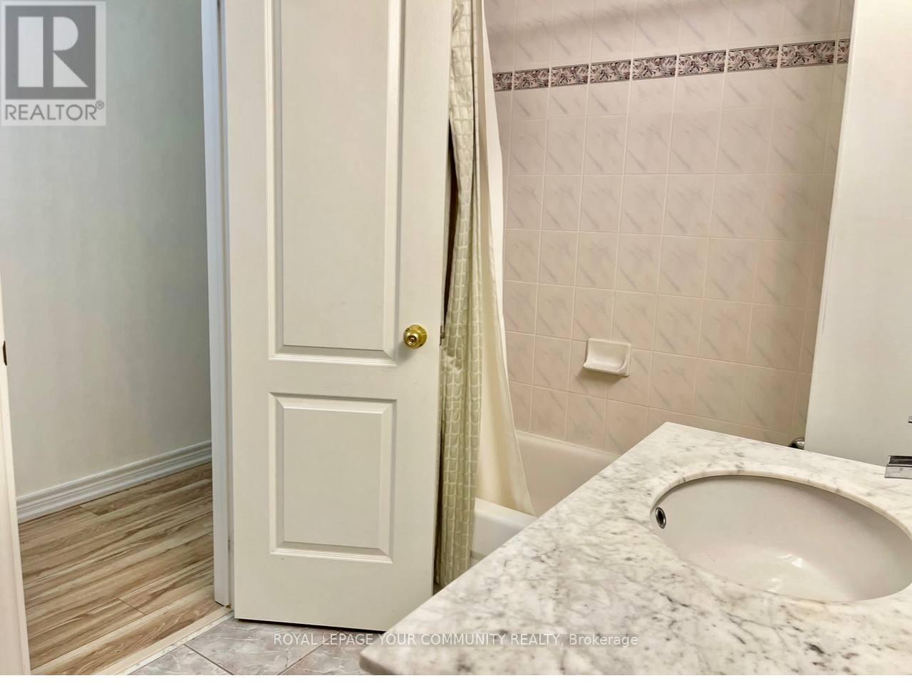 #LOWER -752 MADELINE HTS, #Lower