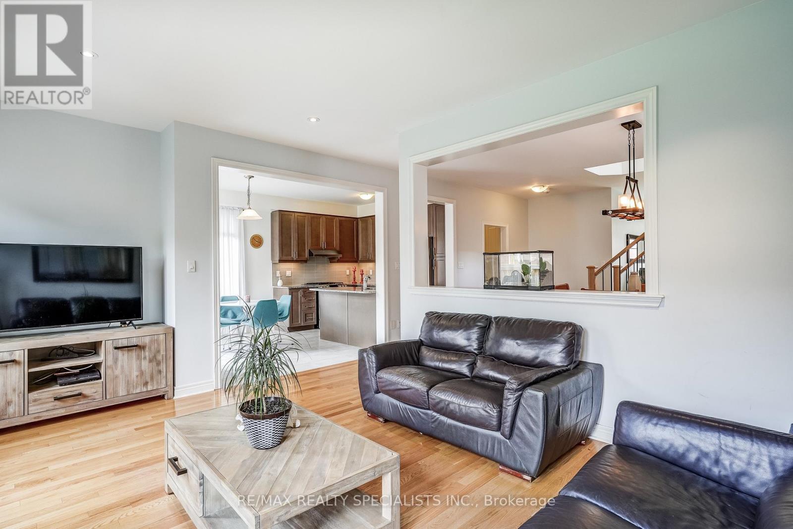 706 WEST PARK AVE