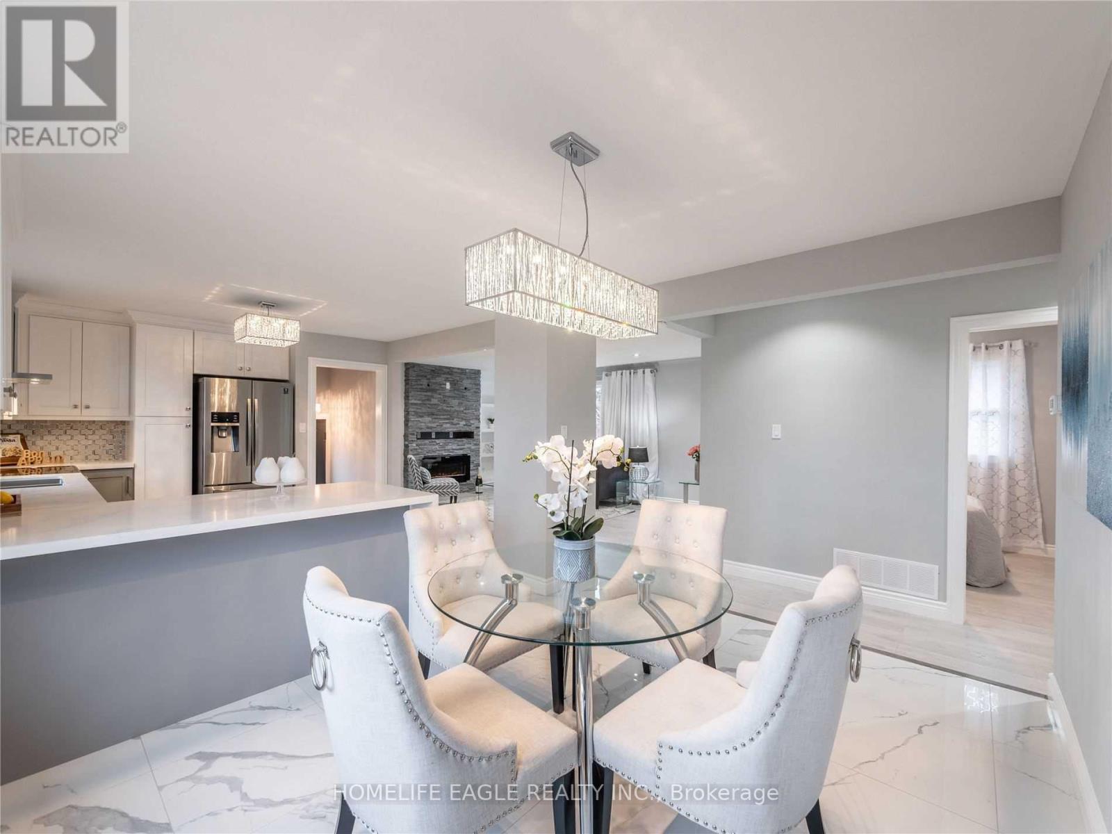 79 SIMCOE RD
