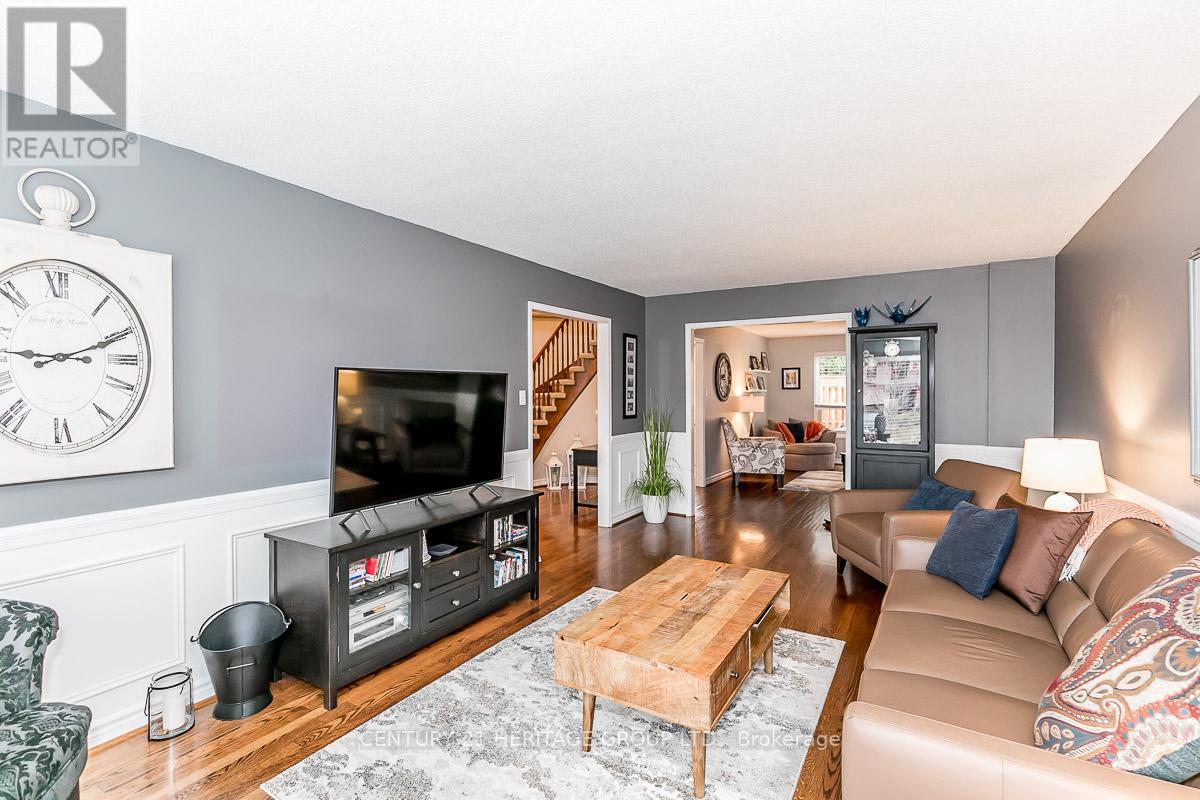385 TRAVISS DR