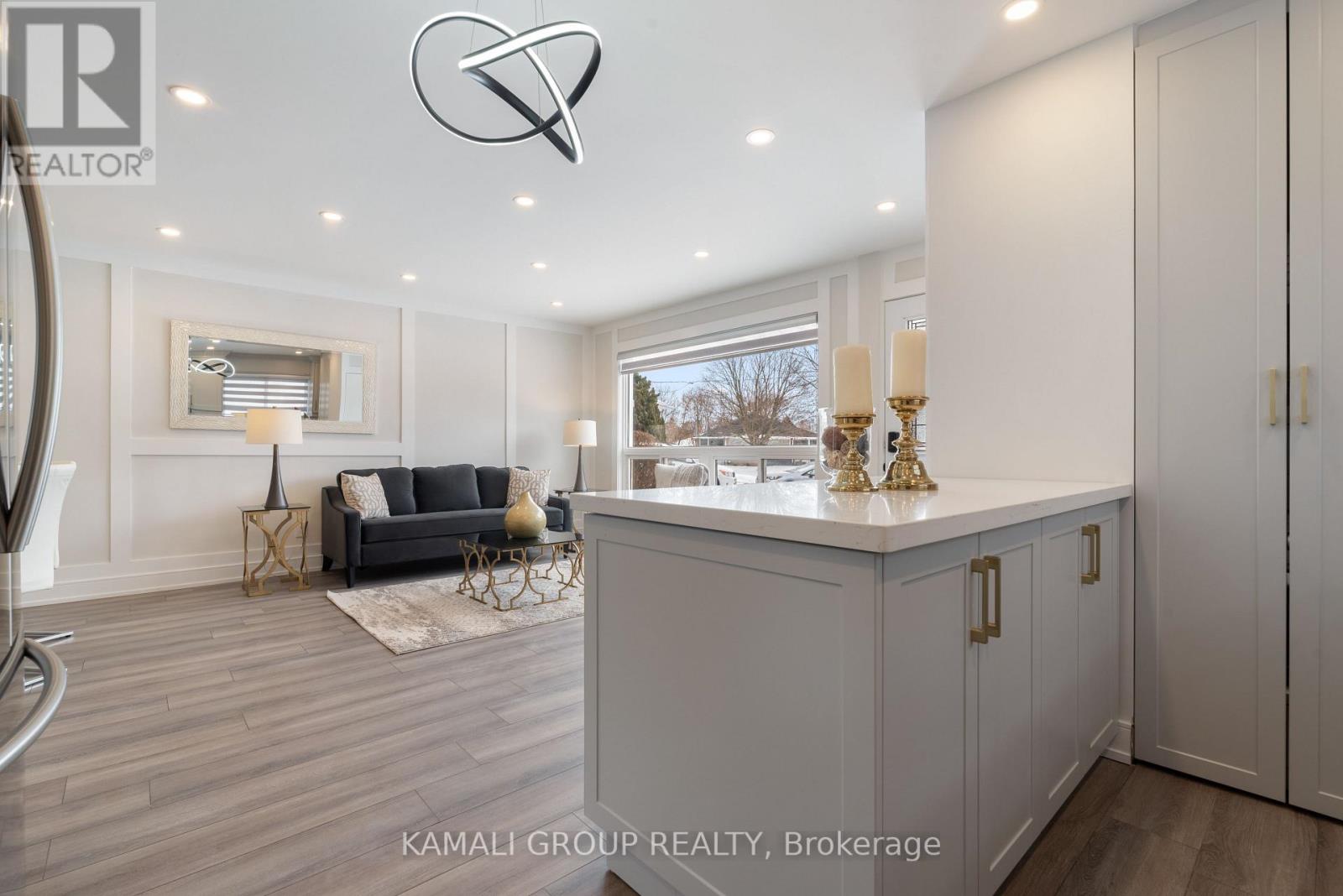 #MAIN -139 MAURICE CRT