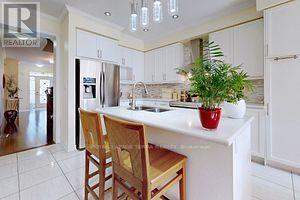 172 PELEE AVE