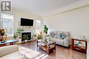 172 PELEE AVE