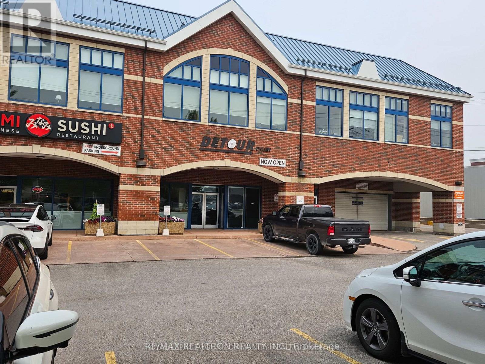 #107 -14785 YONGE ST, #107