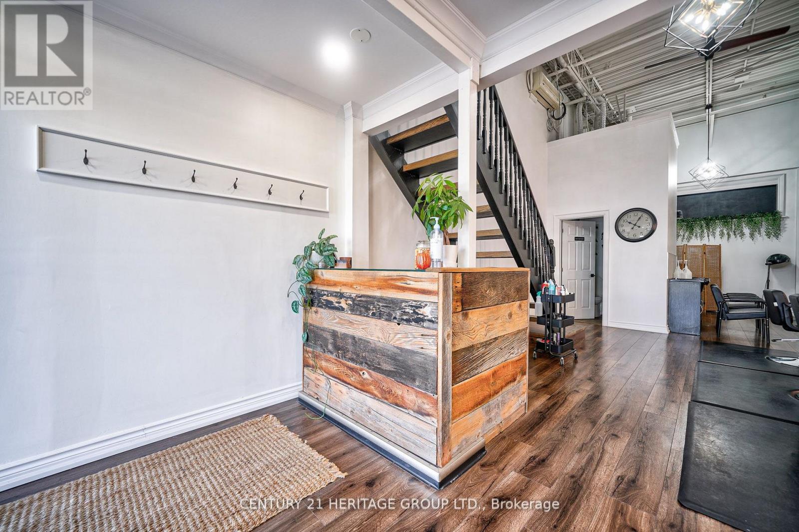 #48 -17817 LESLIE ST, #48