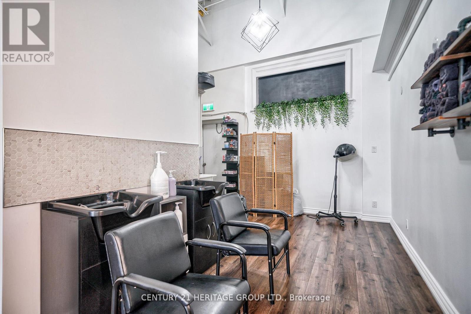 #48 -17817 LESLIE ST, #48