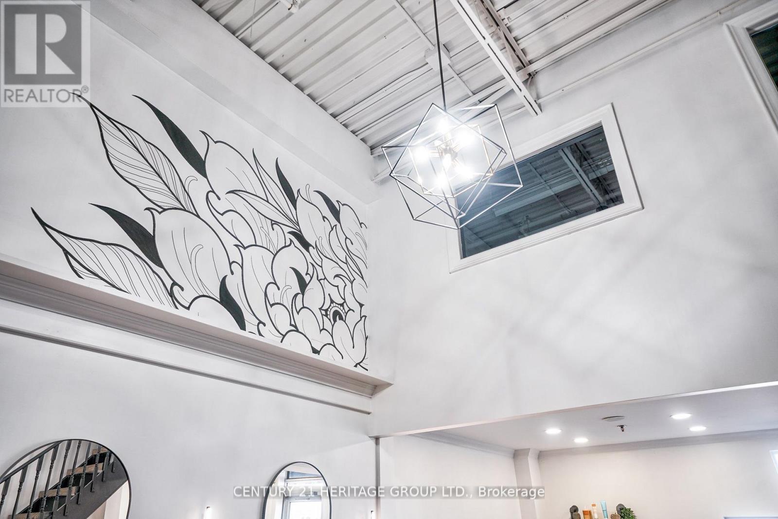 #48 -17817 LESLIE ST, #48